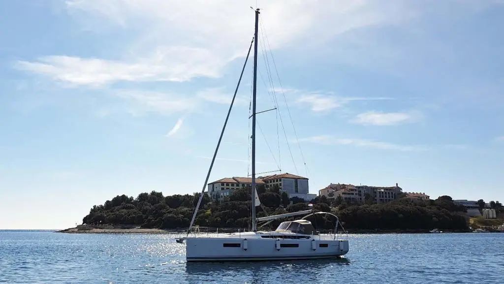 2019 Jeanneau sun odyssey 440