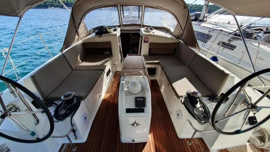 2019 Jeanneau sun odyssey 440