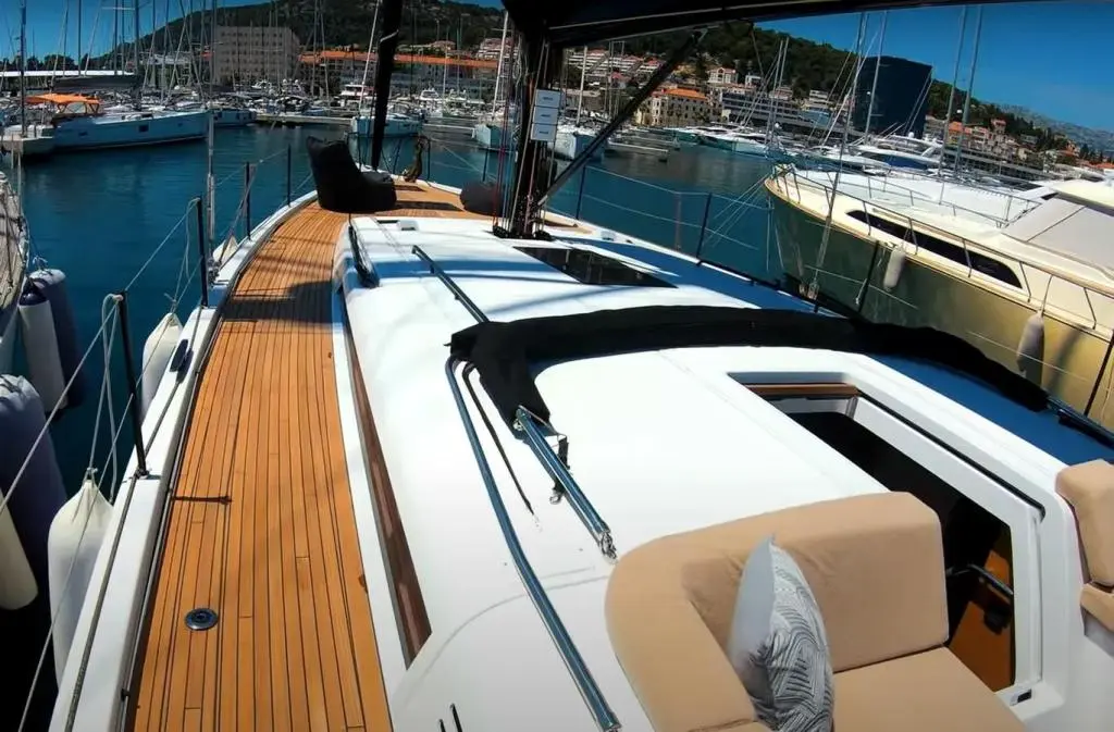 2020 Beneteau first 53