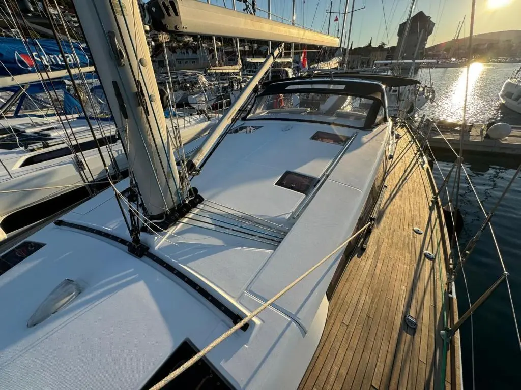 2011 Beneteau sense 50