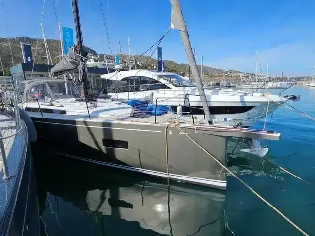 Beneteau First 44