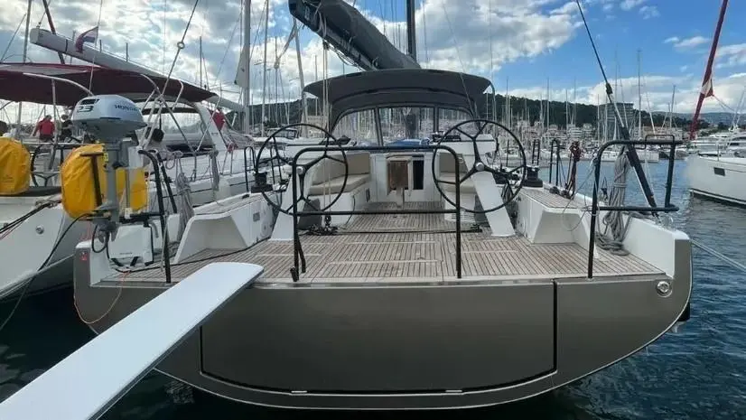 2022 Beneteau first 44