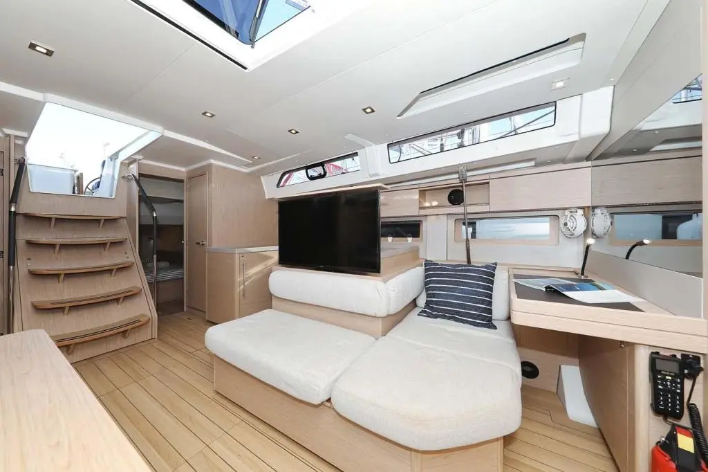 2019 Beneteau oceanis 51.1