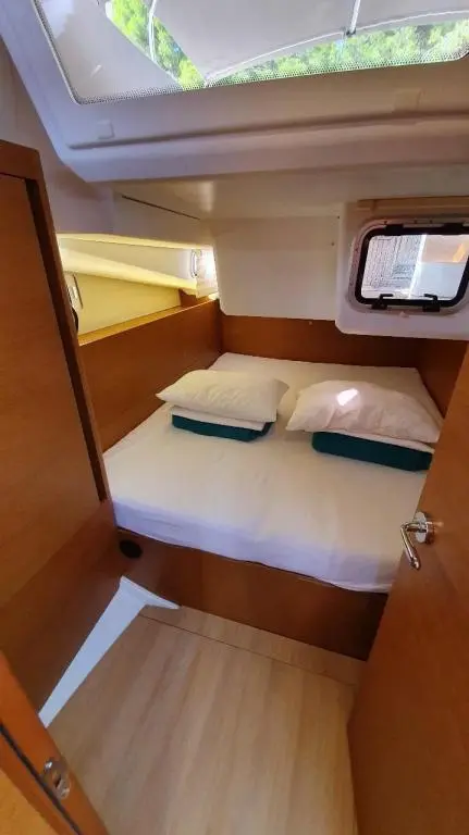 2019 Jeanneau sun odyssey 440