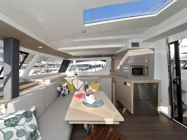 Fountaine Pajot Astrea 42