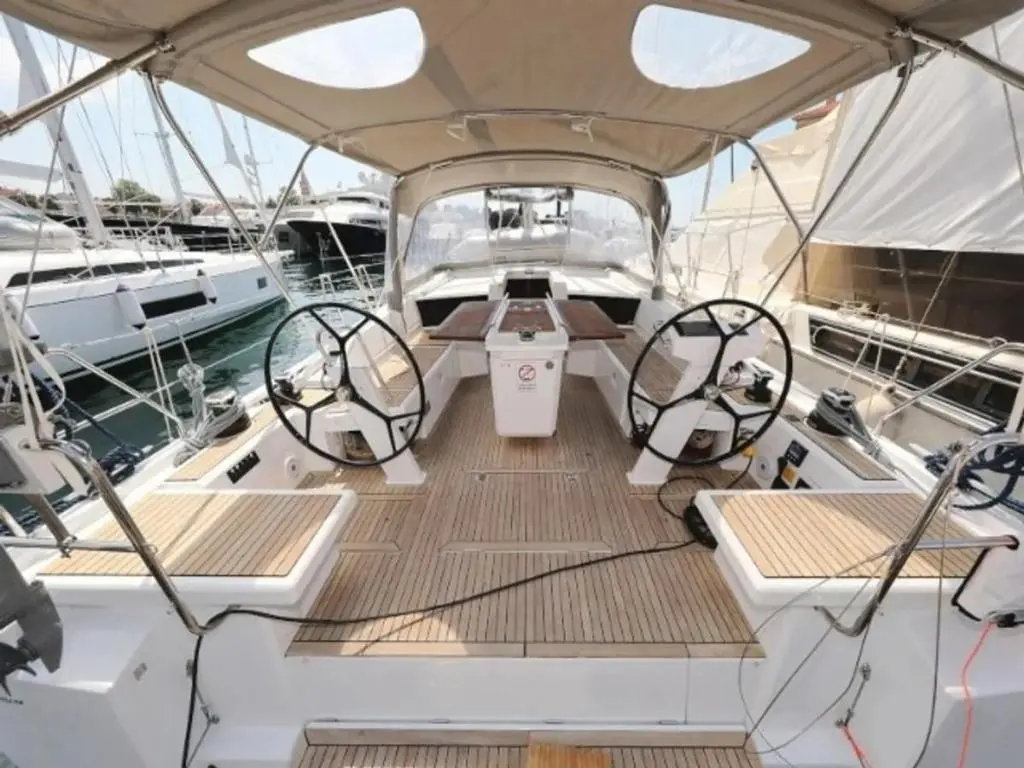 2019 Beneteau oceanis 461