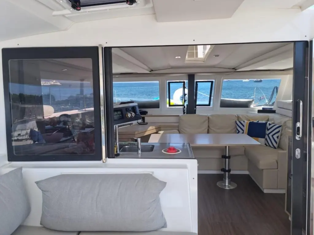 2019 Fountaine Pajot lucia 40