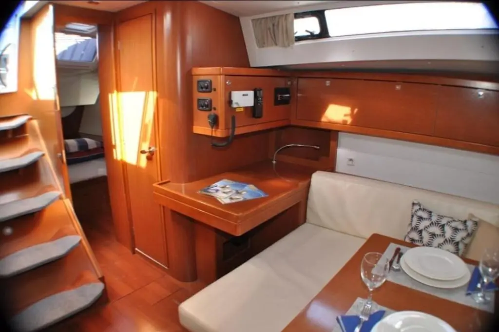 2015 Beneteau oceanis 48