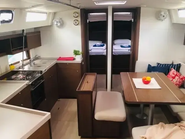 Beneteau Oceanis 461