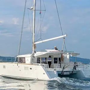 2019 Lagoon 450