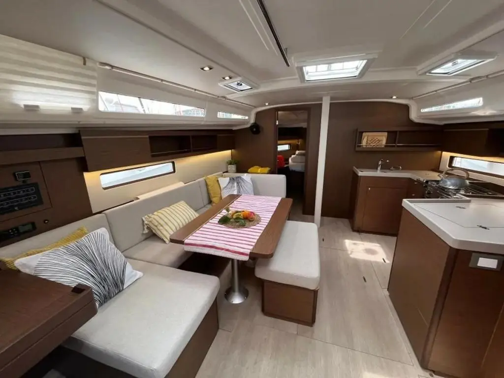 2023 Beneteau oceanis 40.1