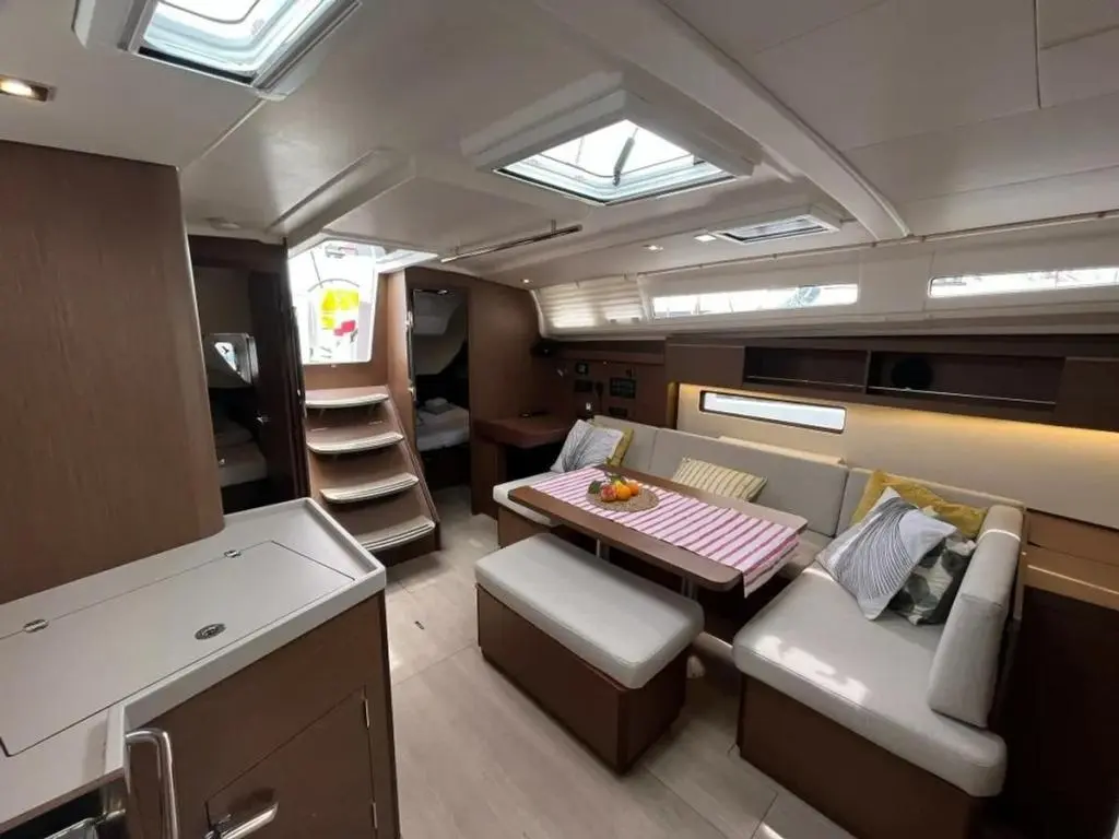 2023 Beneteau oceanis 40.1