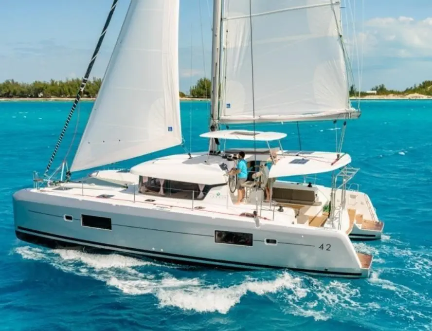 2019 Lagoon 42