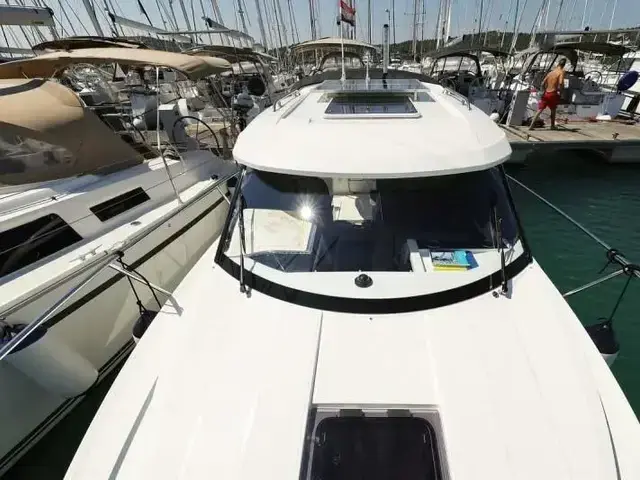 Jeanneau Merry Fisher 795