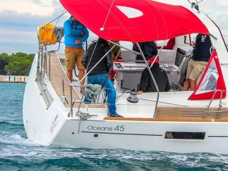 2015 Beneteau oceanis 45