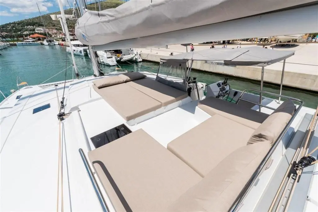 2018 Fountaine Pajot saona 47