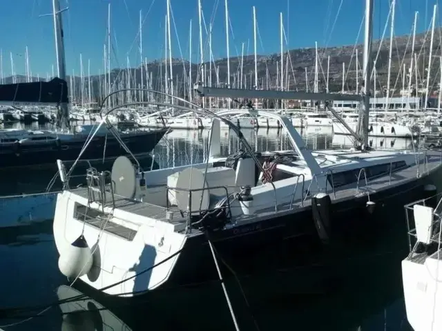 Beneteau Oceanis 48