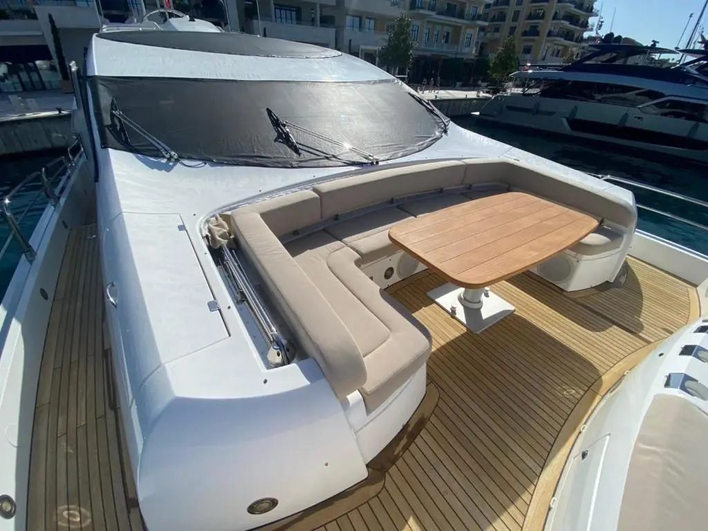 2009 Sunseeker predator 92 sport