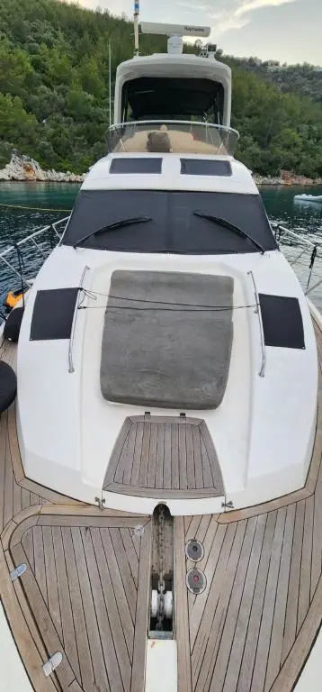 2006 Sealine t50