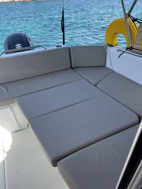 2018 Beneteau antares 7