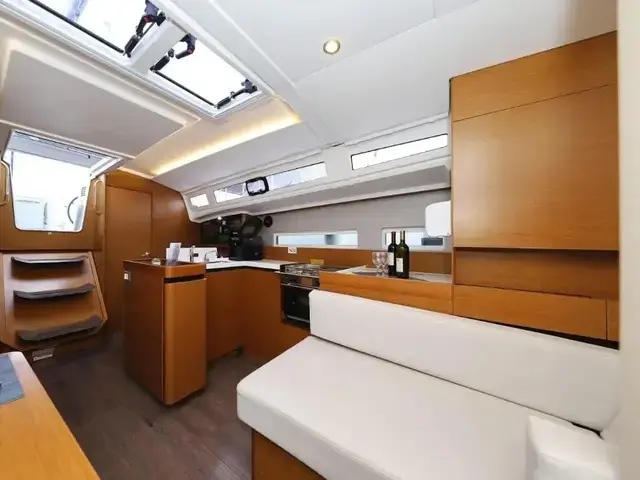 Jeanneau Sun Odyssey 410