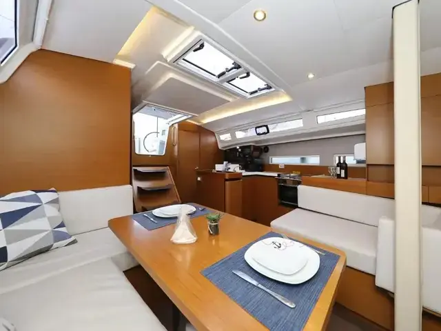 Jeanneau Sun Odyssey 410