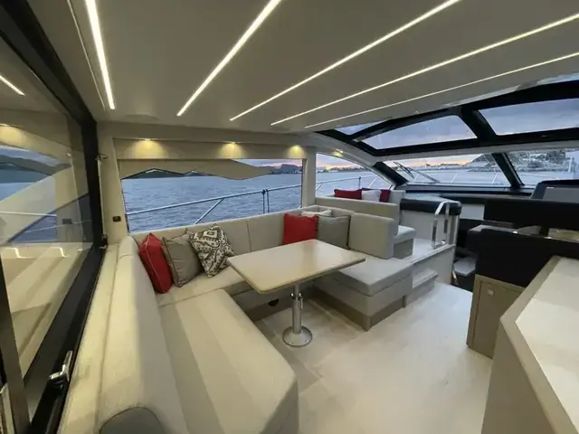 Sunseeker Predator 50