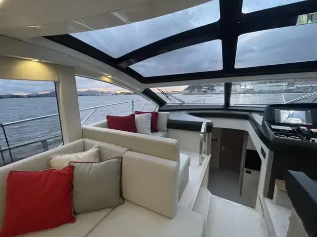 Sunseeker Predator 50