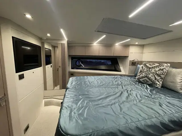 Sunseeker Predator 50