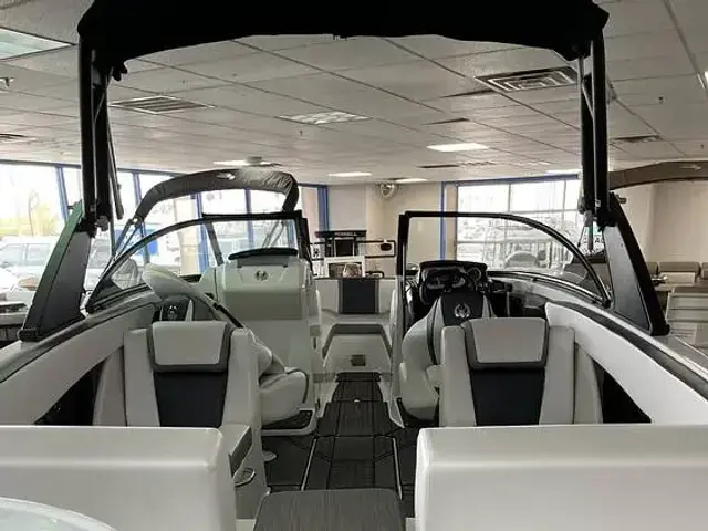 Scarab Boats 255 ID Wake Edition