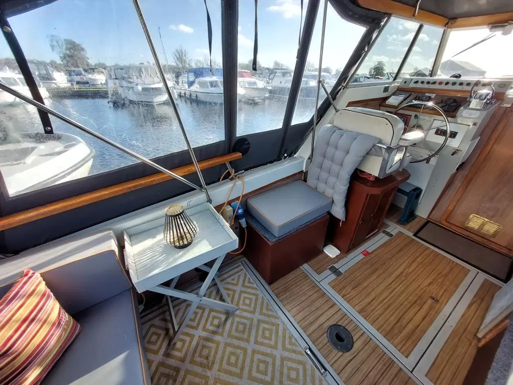 1977 Princess 32