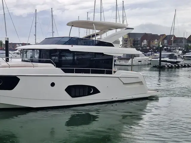 Absolute Navetta 48