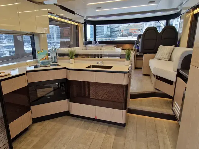 Absolute Navetta 48