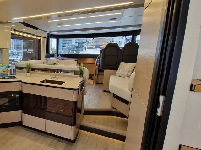 Absolute Navetta 48