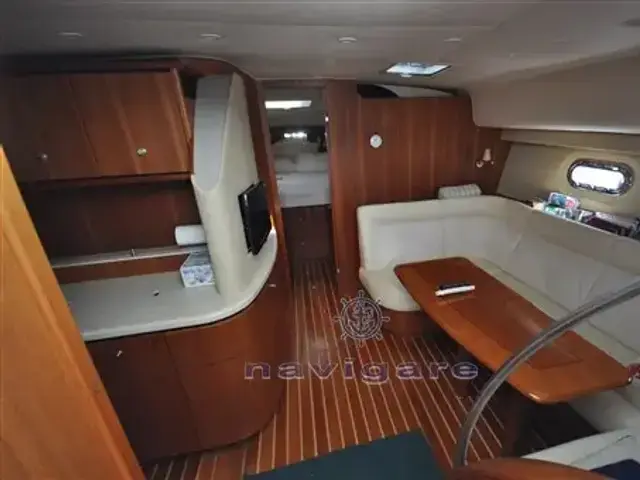 Tiara Yachts 4300 Sovran