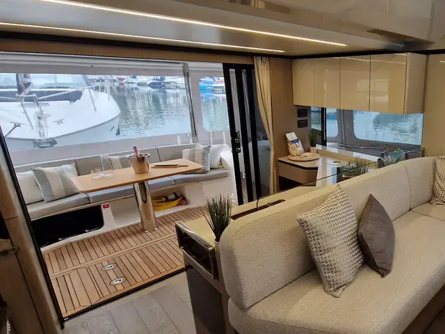 Absolute Navetta 48