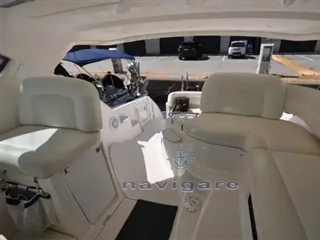 Tiara Yachts 4300 Sovran