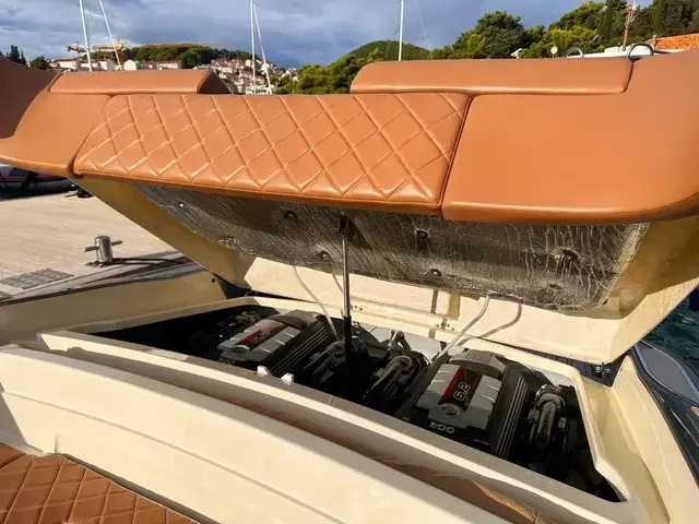 Chris Craft Corsair 30