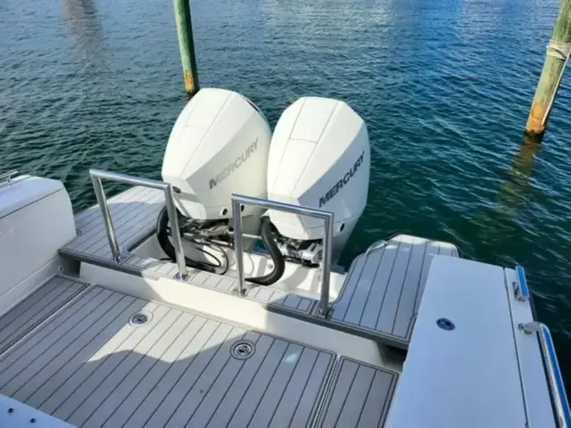 Axopar 28 CABIN