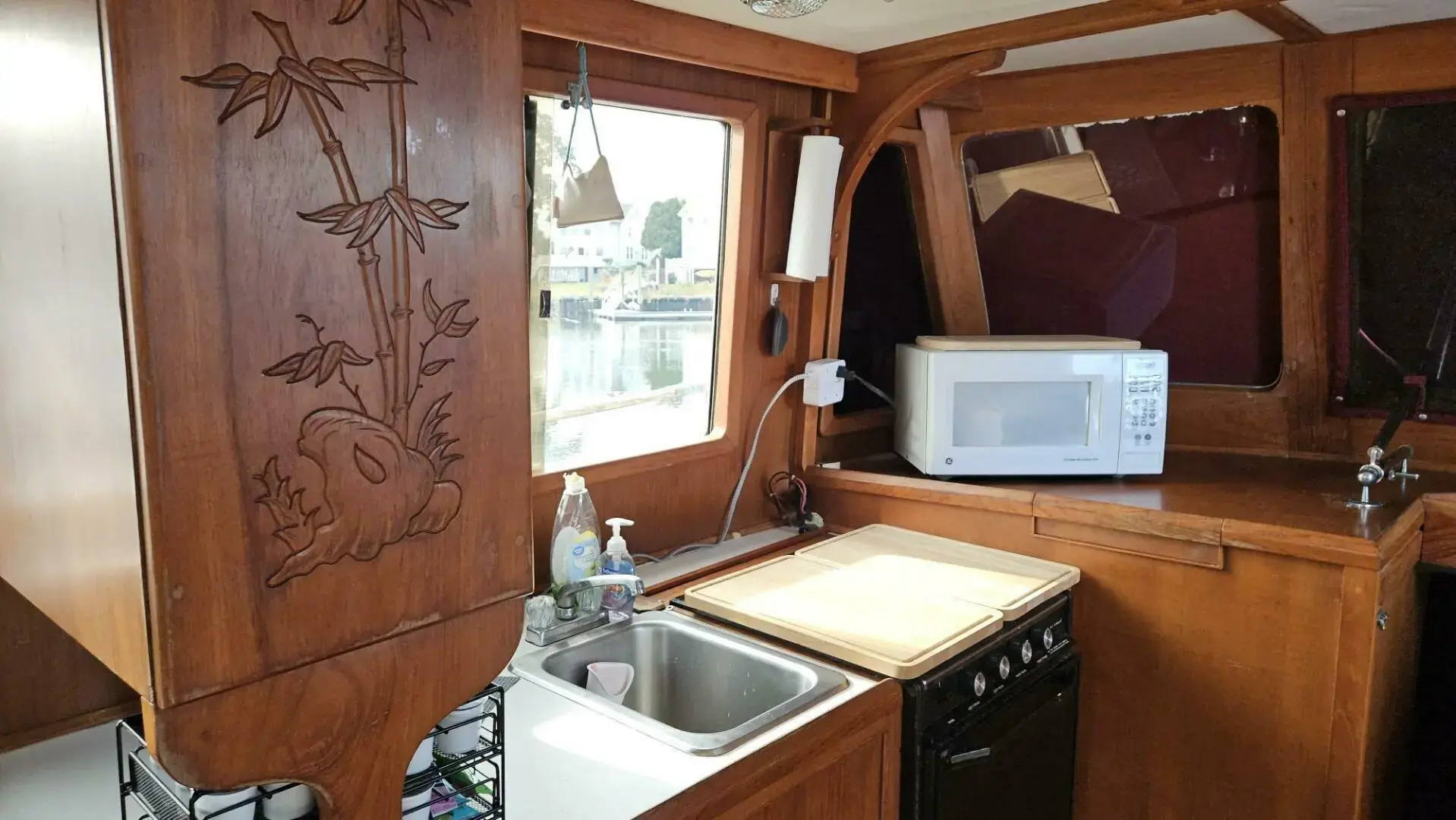 1984 Marine Trader 34 double cabin