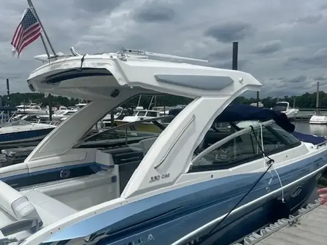 Formula 330 Crossover Bowrider