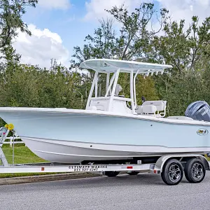 2025 Sea Hunt Boats ULTRA 219