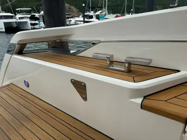 Fairline Squadron 53