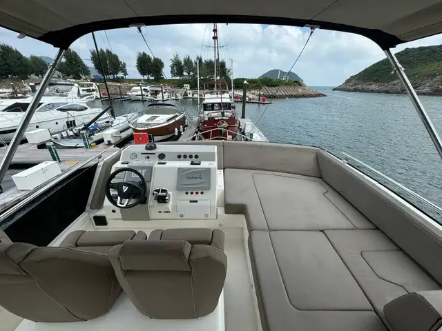 Fairline Squadron 53