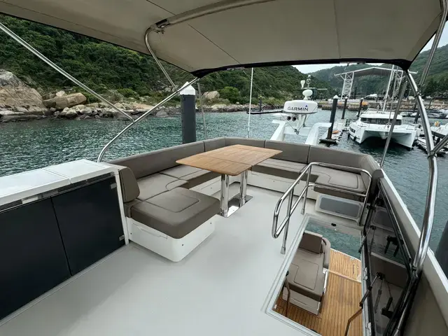 Fairline Squadron 53