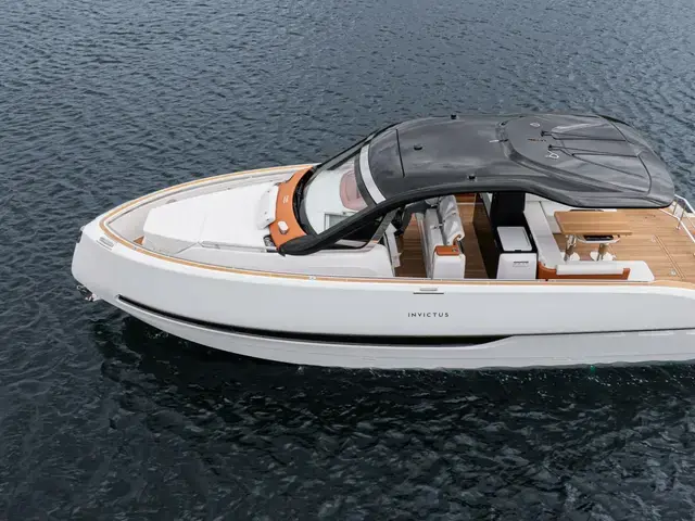 Invictus Boats 42