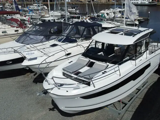 Jeanneau MERRY FISHER 895 S2