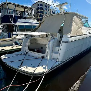 1997 Tiara Yachts 4000 Express