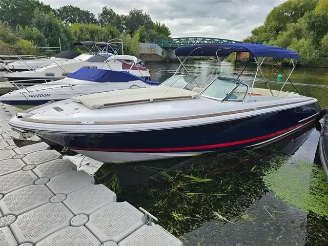 Chris Craft Corsair 28 Heritage Edition