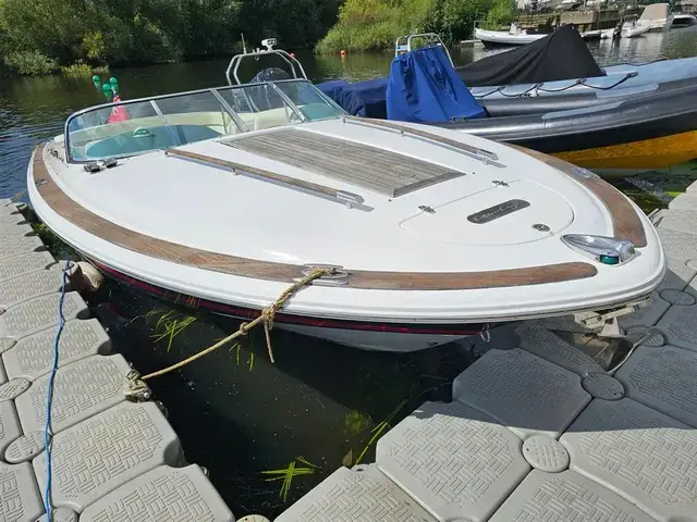 Chris Craft Corsair 28 Heritage Edition